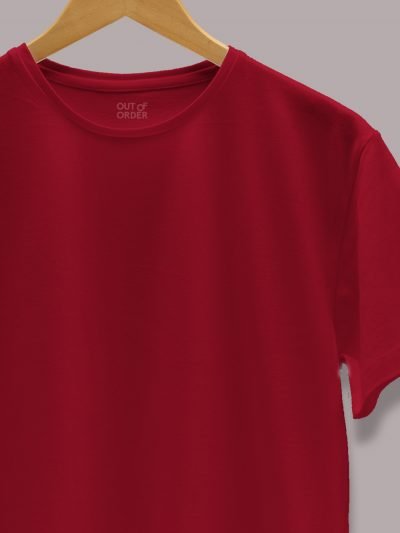 close up of Men's Maroon T-shirt